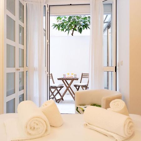 Goles Courtyard With Parking By Valcambre Διαμέρισμα Σεβίλλη Εξωτερικό φωτογραφία
