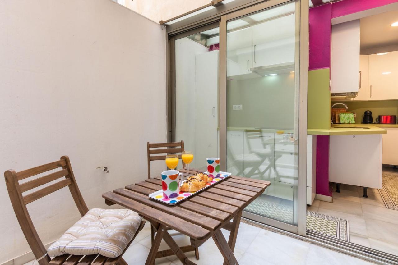Goles Courtyard With Parking By Valcambre Διαμέρισμα Σεβίλλη Εξωτερικό φωτογραφία
