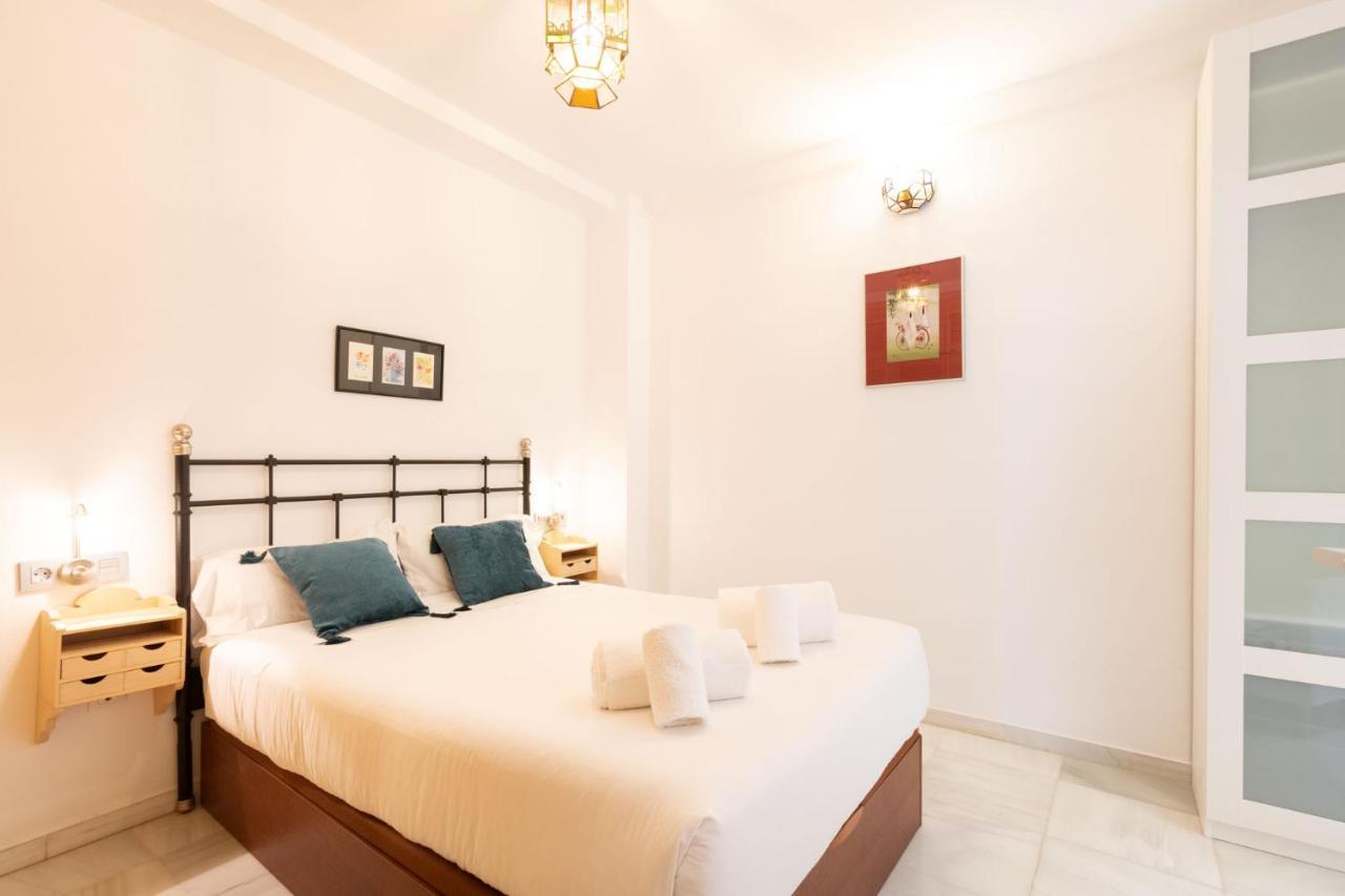 Goles Courtyard With Parking By Valcambre Διαμέρισμα Σεβίλλη Εξωτερικό φωτογραφία