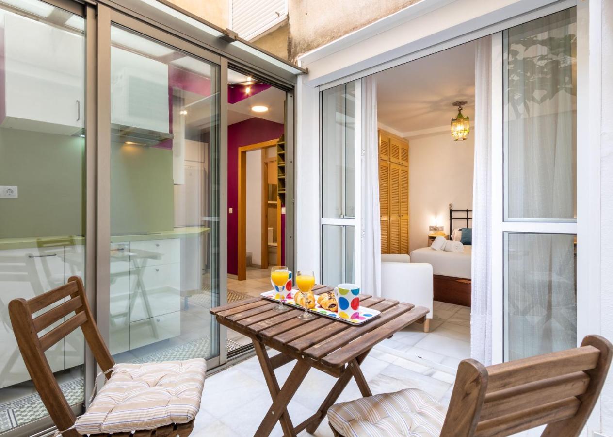 Goles Courtyard With Parking By Valcambre Διαμέρισμα Σεβίλλη Εξωτερικό φωτογραφία